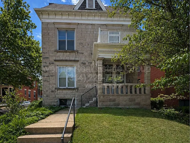 3802 Flad Ave — Photo 1