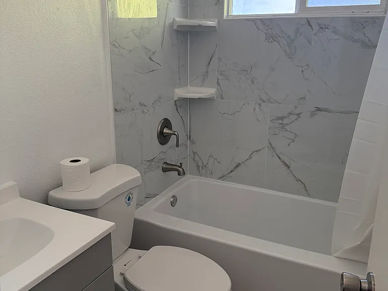 6336 Lake Alturas Ave — Photo 8