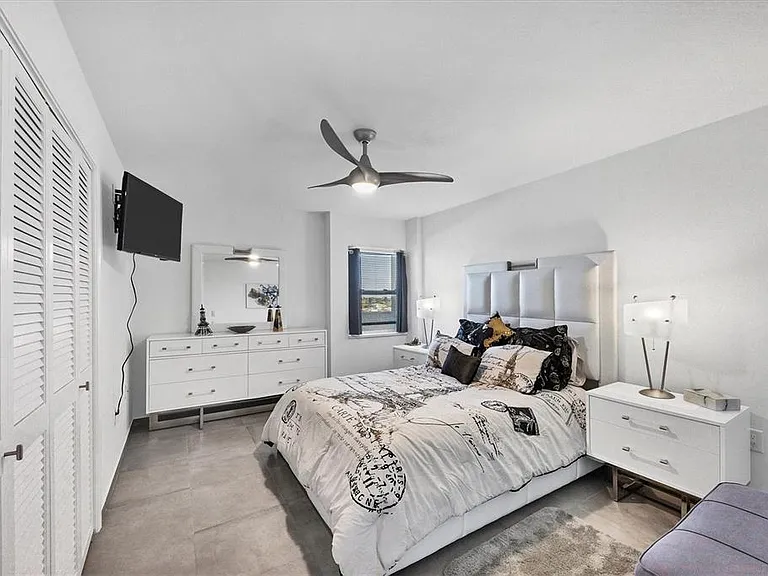 20 Whispering Sands Dr #903 — Photo 25