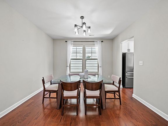 3rd image of 619 Laurel Berry Ct