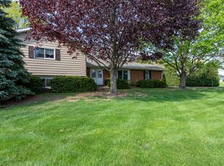 4444 W Cherry Tree Ct, Wadsworth, IL 60083