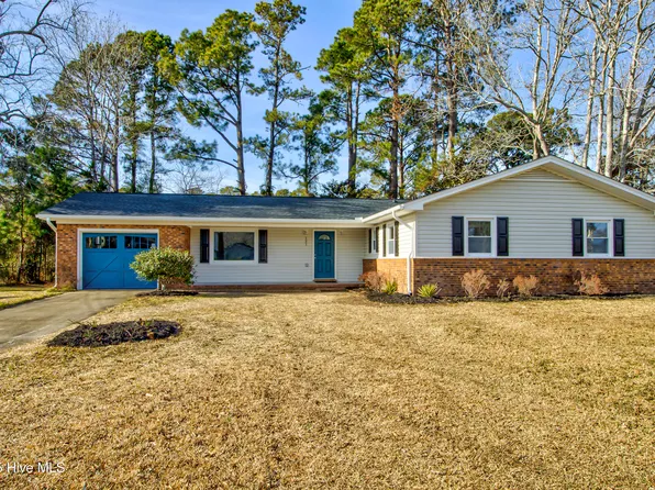 121 Georgetown Road, Wilmington, NC 28409