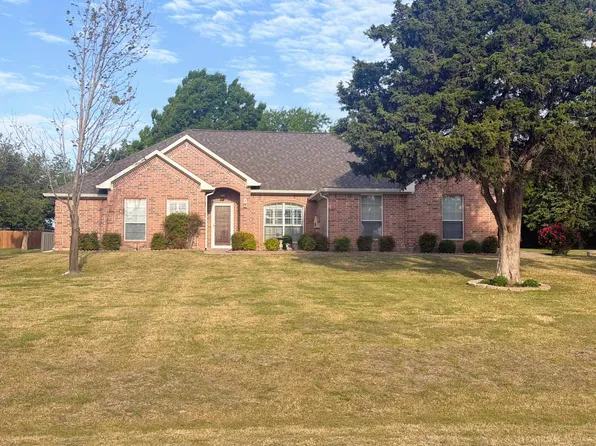 446 Lopez Dr, Sherman, TX 75090