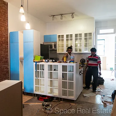 Rented by Space Real Estate | media 37