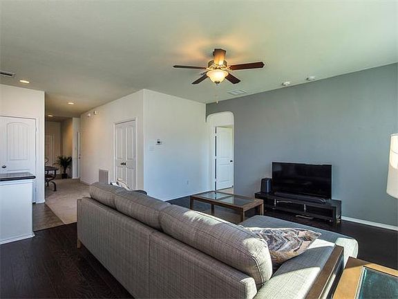 4th image of 173 Apricot Dr