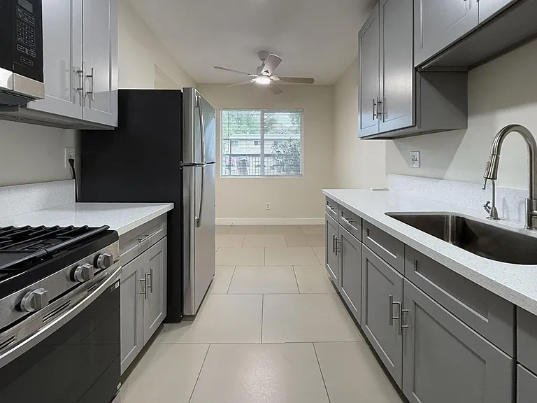 3980 Cedar St — Photo 1