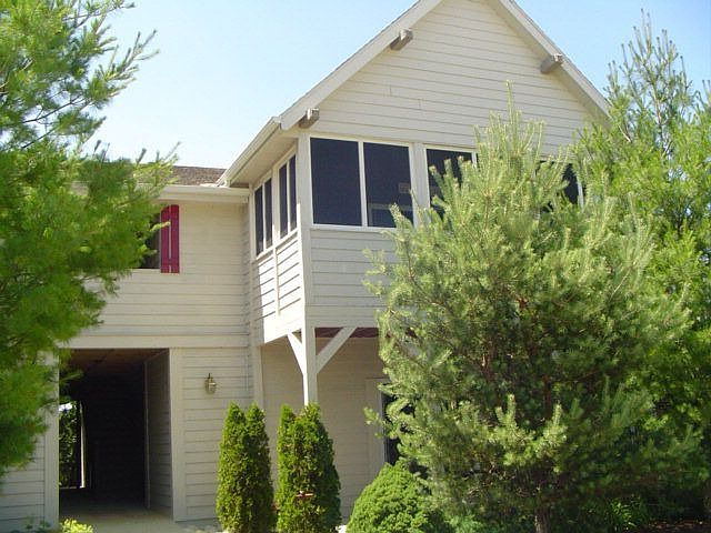 1st image of 2762 Arbor Dr