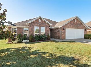 611 Herron St, Prairie Grove, AR 72753