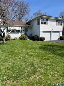 94 Lyman Road, West Hartford, CT, 06117