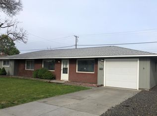 1703 S Monroe St, Moses Lake, WA 98837