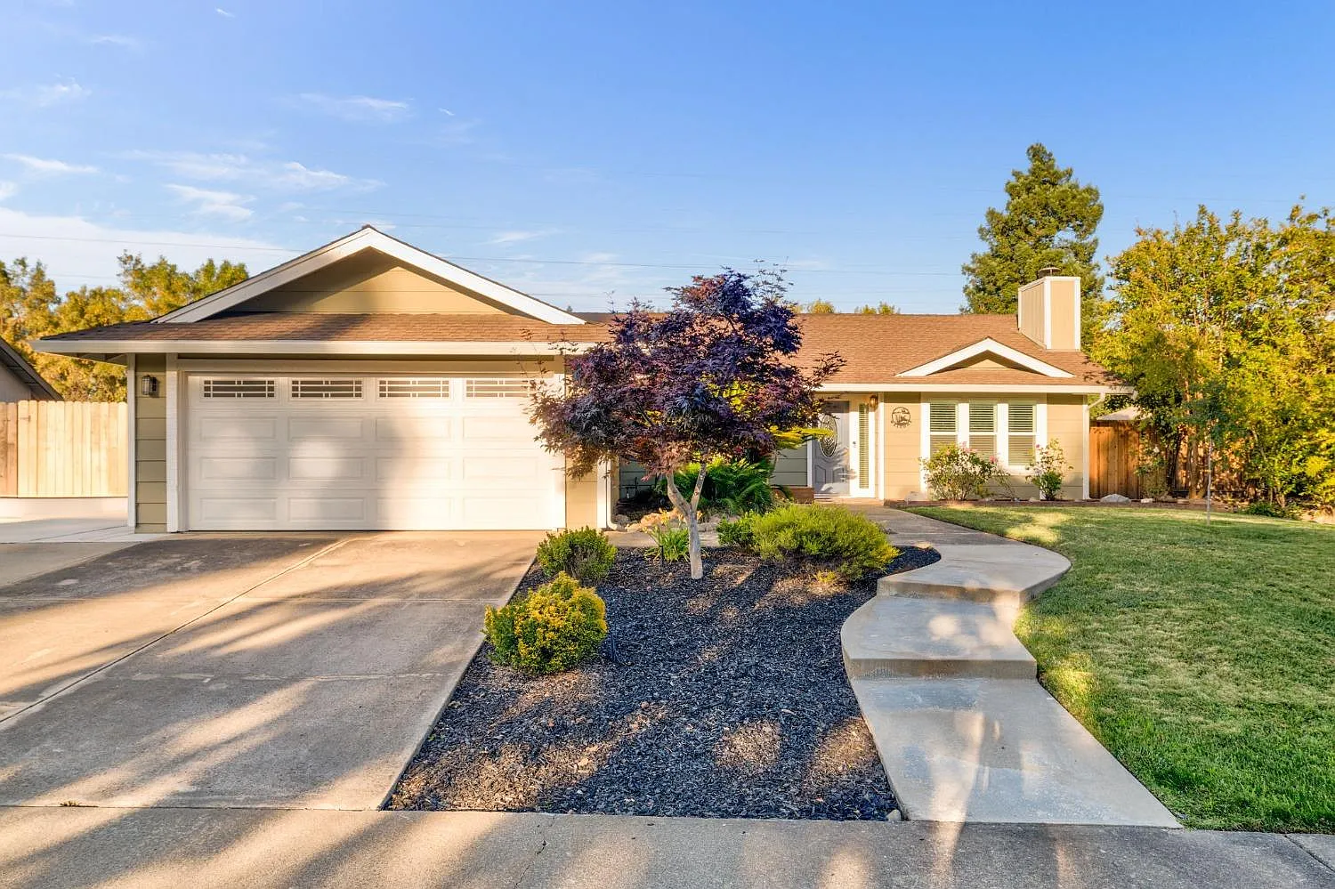 126 Mesquite Ct photo 1