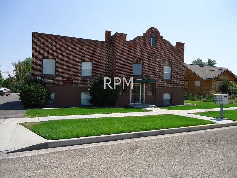 2nd image of 808 17th Ave S APT 102