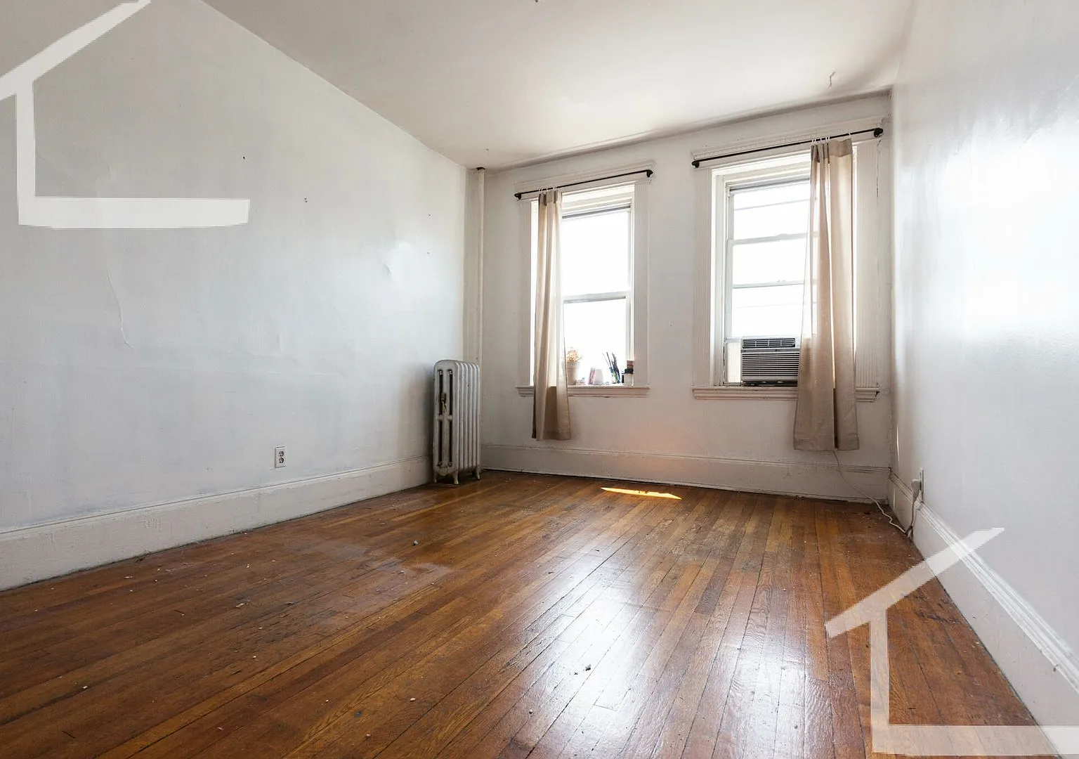 4bed in Allston available on 9/1 — Photo 2