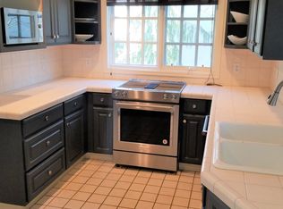 9942 NW Abbey Rd, Portland, OR 97229