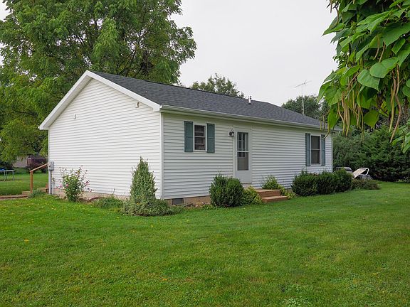 2nd image of 378 Woodland St