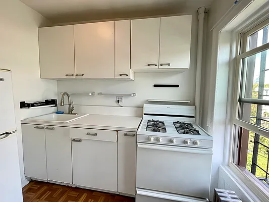 Rented by Realty Collective | media 13