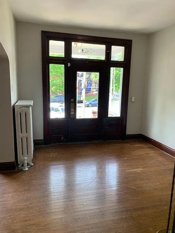 4 bed, 1.5 bath, 2130 sqft, $2,400 — Photo 4