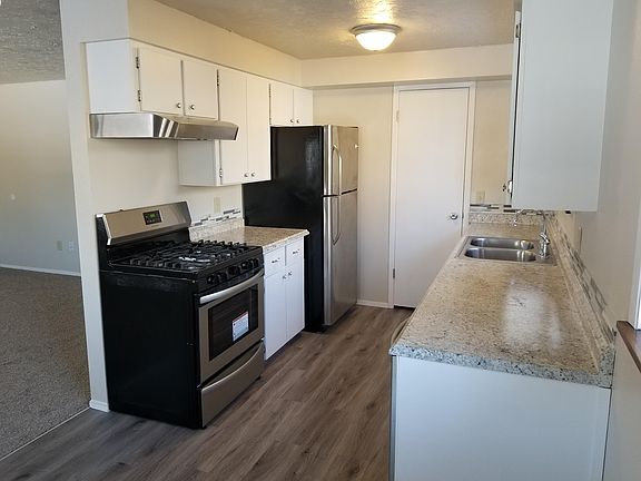4th image of 1505 E 1st Ave