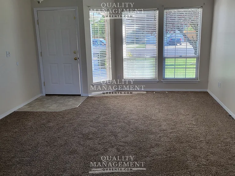 2104 E Olympic Ave — Photo 2