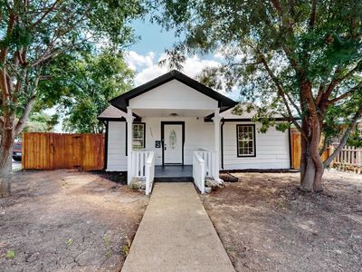 2101 Holland St, Grand Prairie, TX, 75051