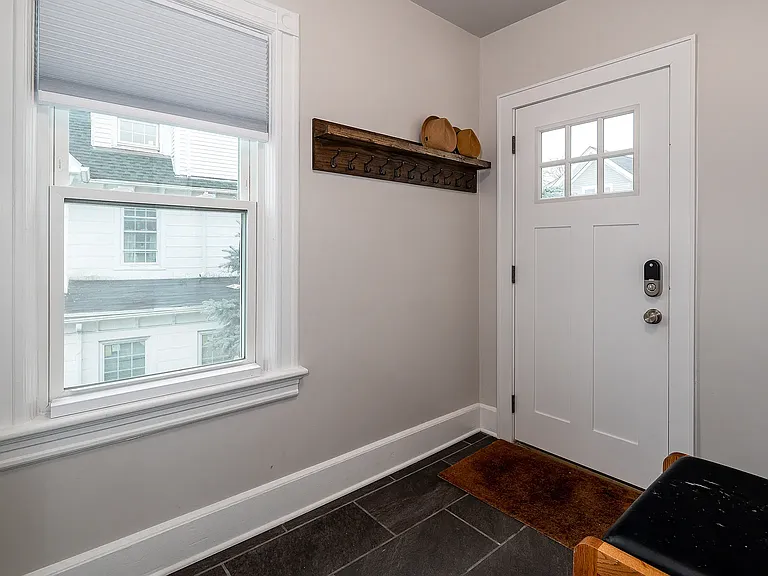 184 North St — Photo 7