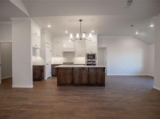 3324 Mangrove Rd, Edmond, OK 73034