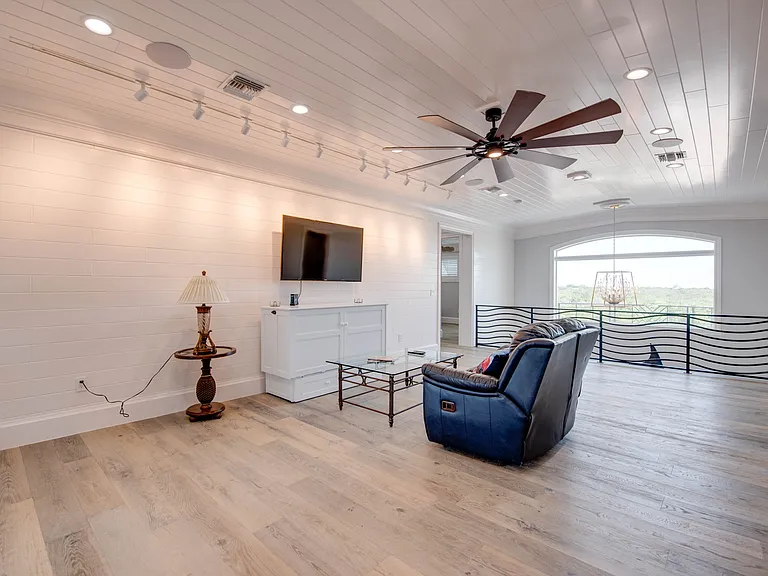 528 Bay Shore Dr — Photo 59