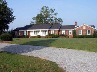 1243 Graham Rd, Murray, KY 42071