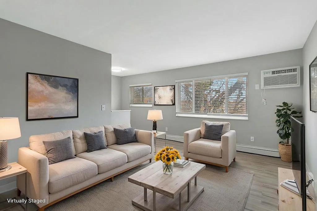 McGregor Apartments — Photo 1