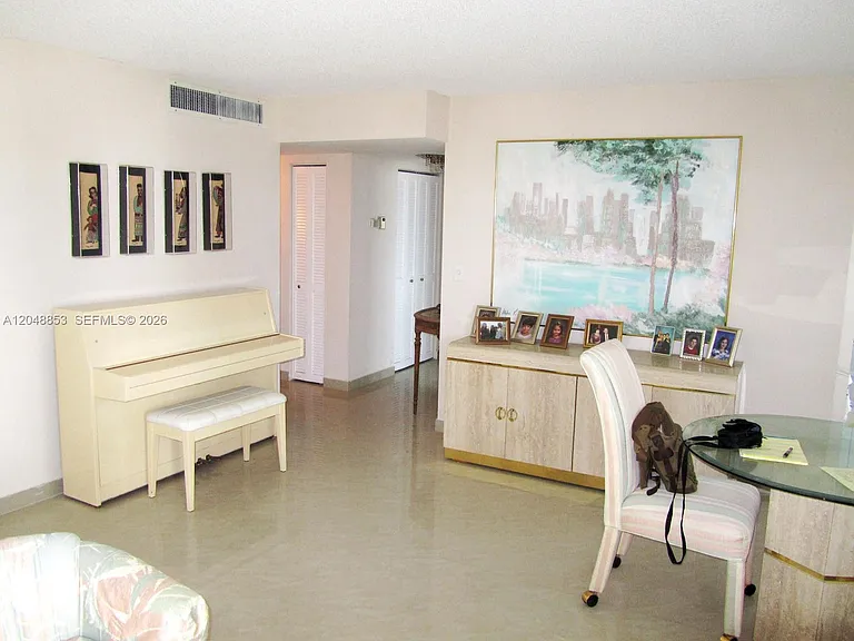 1833 S Ocean Dr #911 — Photo 4