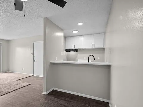 Kings Landing Apartments — Photo 13
