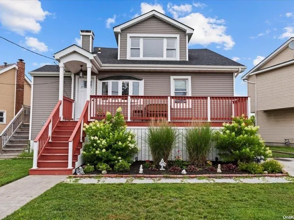 51 East Avenue, Lawrence, NY 11559