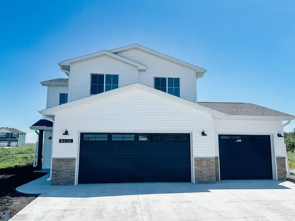 8626 62nd St S, Horace, ND 58047