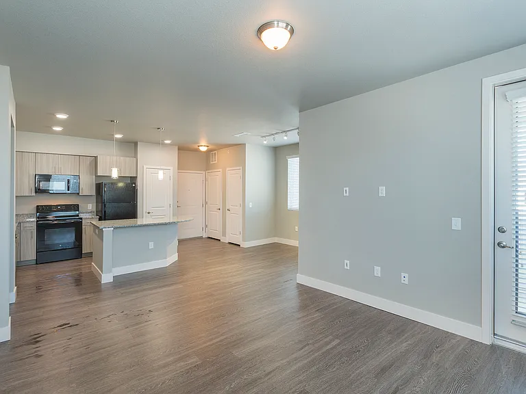 The Overlook at Interquest Apartments — Photo 33