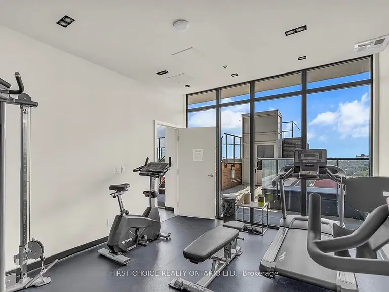 203 Catherine St #7 — Photo 14