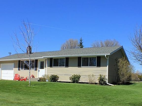 3rd image of 26813 E Eastland Dr