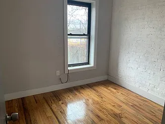 Rented by Premier Metro Realty Corp