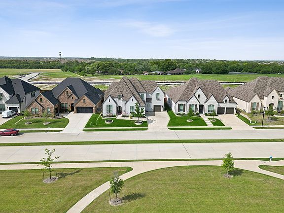 2nd image of 2226 Randas Way