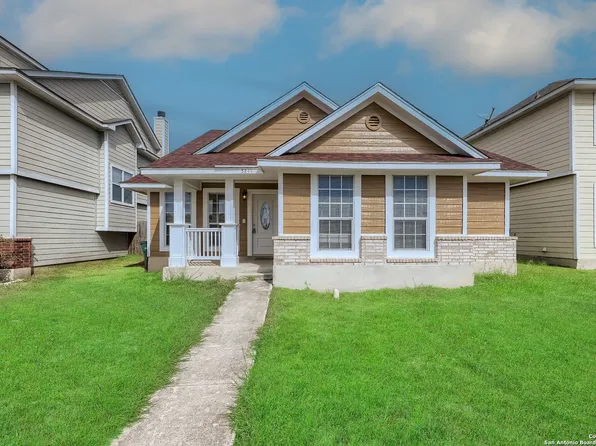 5835 Midcrown Dr, San Antonio, TX 78218