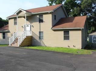 2190 Green Mountain Dr, East Stroudsburg, PA 18301