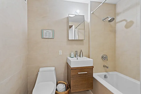Sold by Level Group | media 7