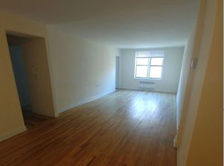 10250 62nd Rd APT 5L, Forest Hills, NY 11375