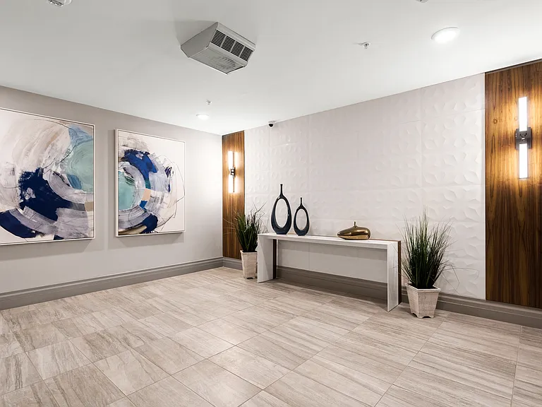 771 Harrison Ave #306 — Photo 2
