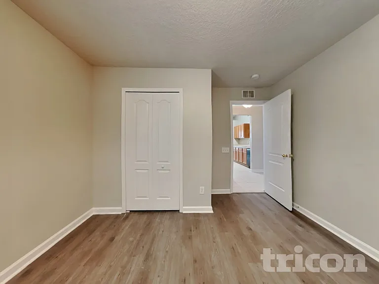 12329 Cedarfield Dr — Photo 17