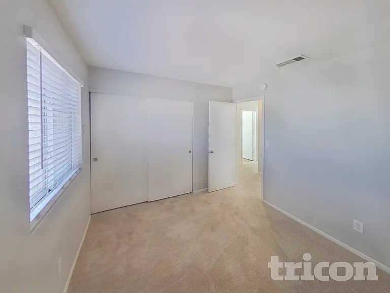 2801 Sing Song Way — Photo 10