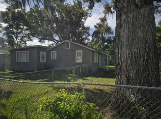 122 Parkdale Ave, Deland, FL 32724