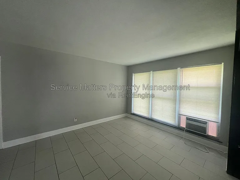 4819 State St — Photo 5