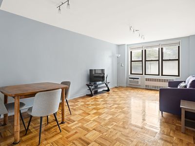 37-30 73rd St APT 1P, Jackson Heights, NY, 11372