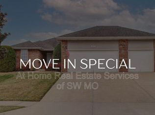 3307 S Brunswick Ave, Springfield, MO 65809