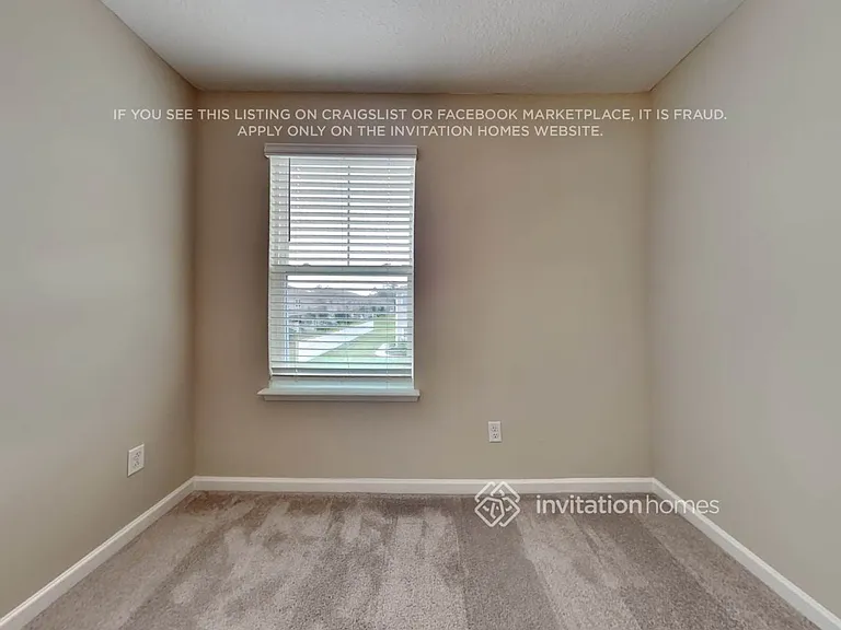 13270 Shore Grass Dr — Photo 19
